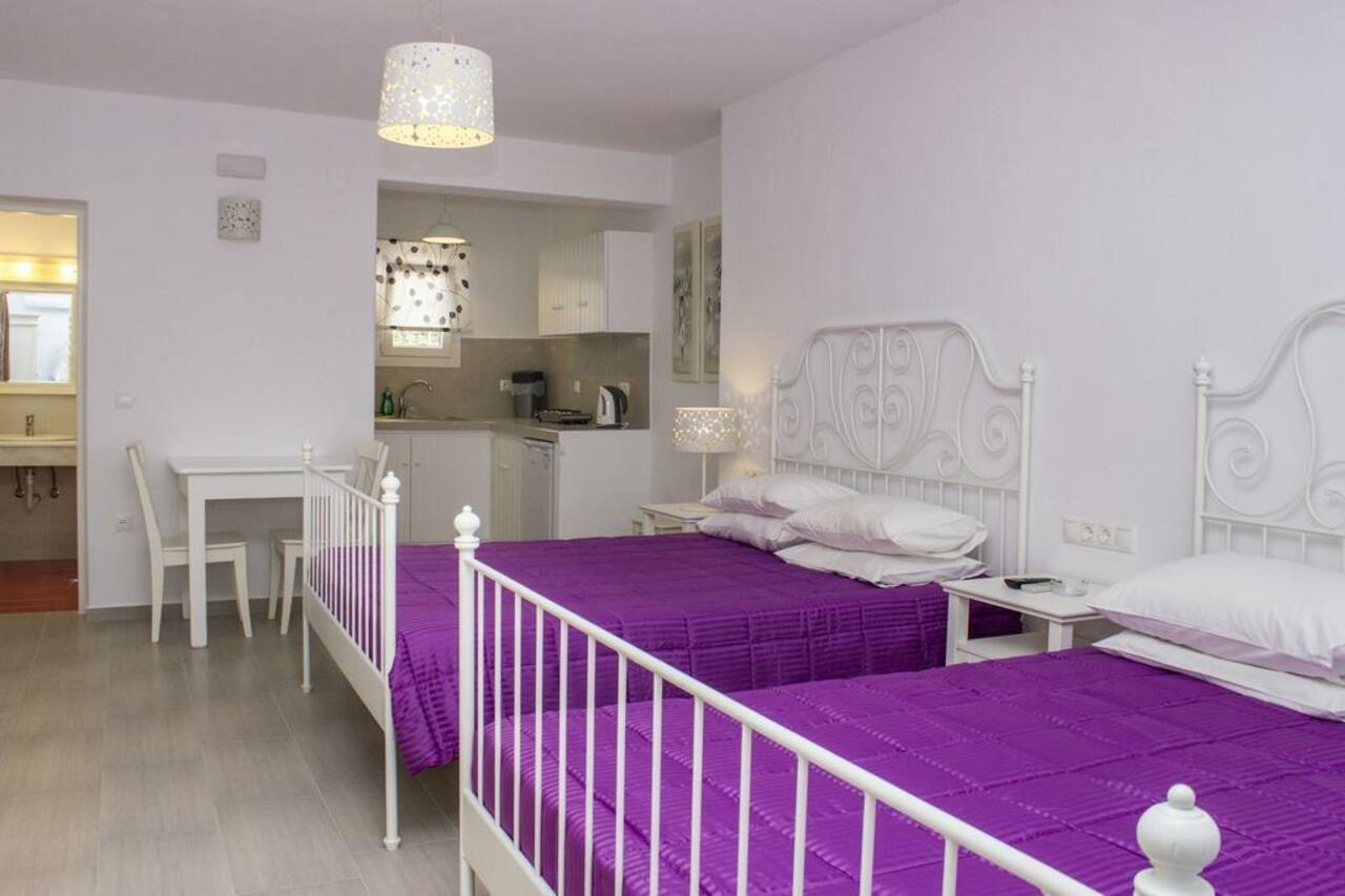 Anixi Hotel Ornos  Eksteriør billede