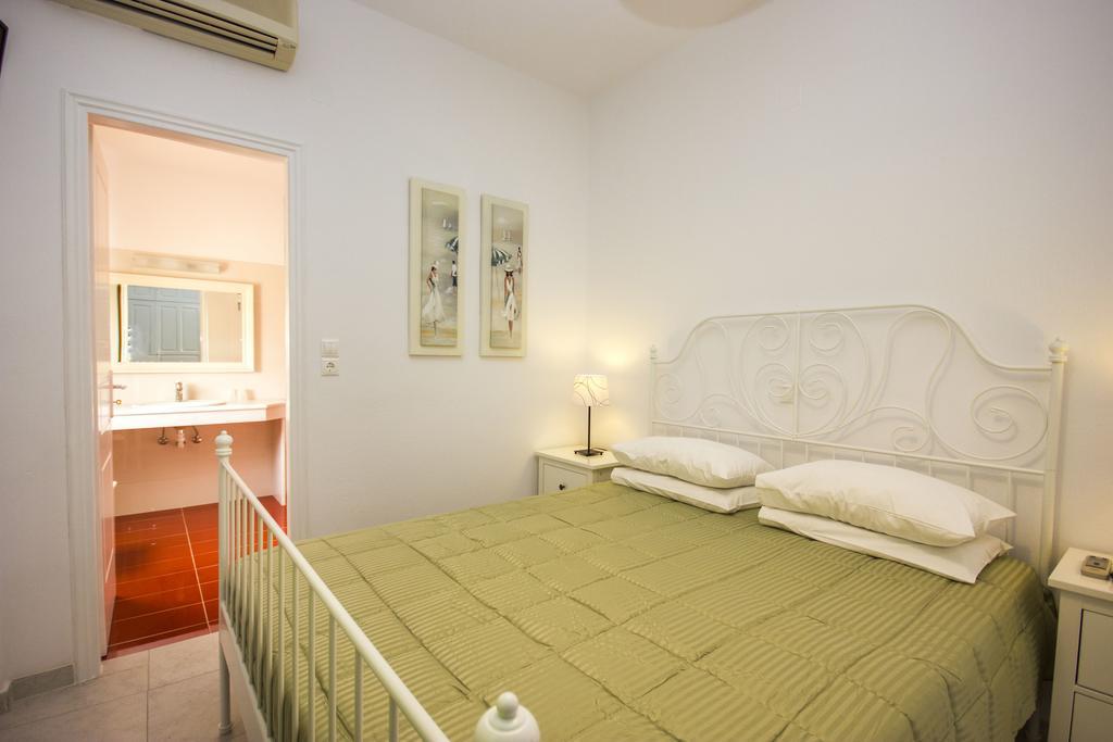Anixi Hotel Ornos  Værelse billede